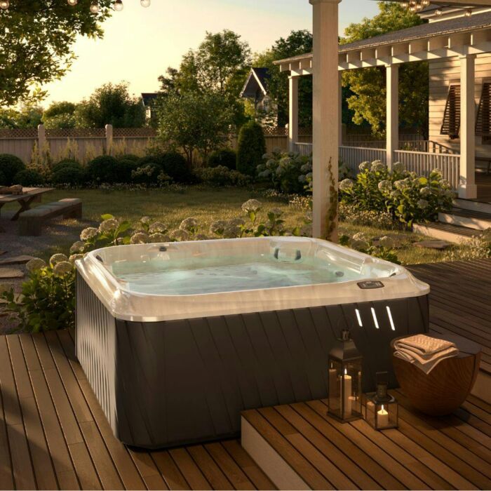 Jacuzzi® J-285™ Hot Tub (7 seats) - Image 4