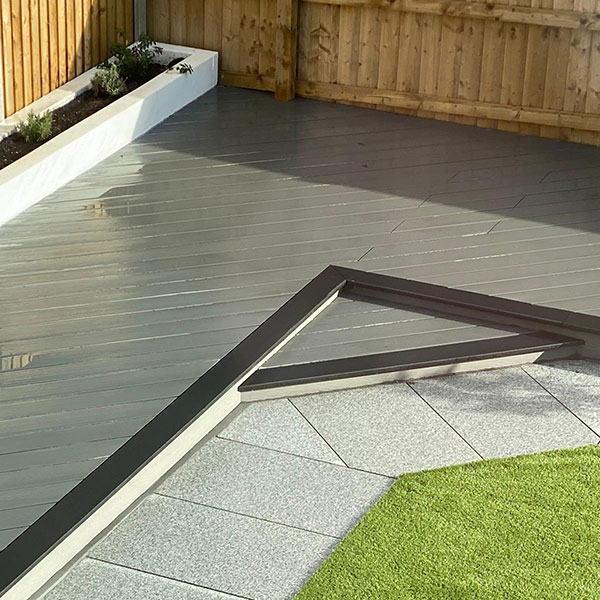 Cladco 2.4m Woodgrain Effect Hollow Domestic Grade Composite Decking Board - Image 4