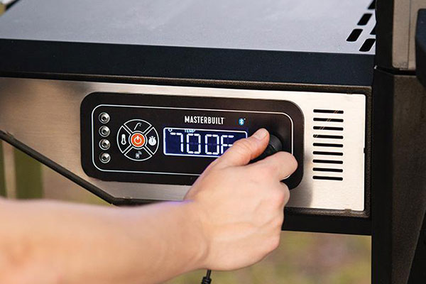 Masterbuilt Gravity 560 Digital Charcoal Grill and Smoker