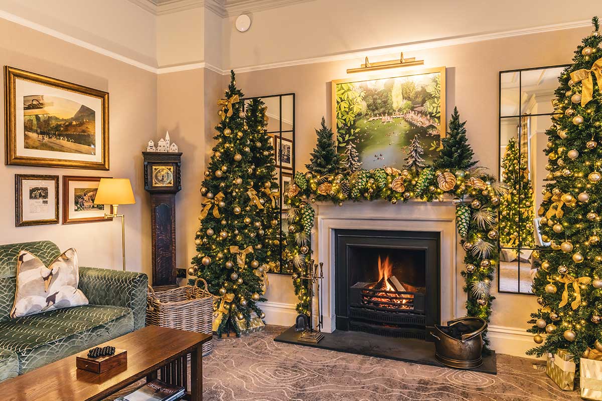 Borrowdale Hotel Lounge - Open Fire 4