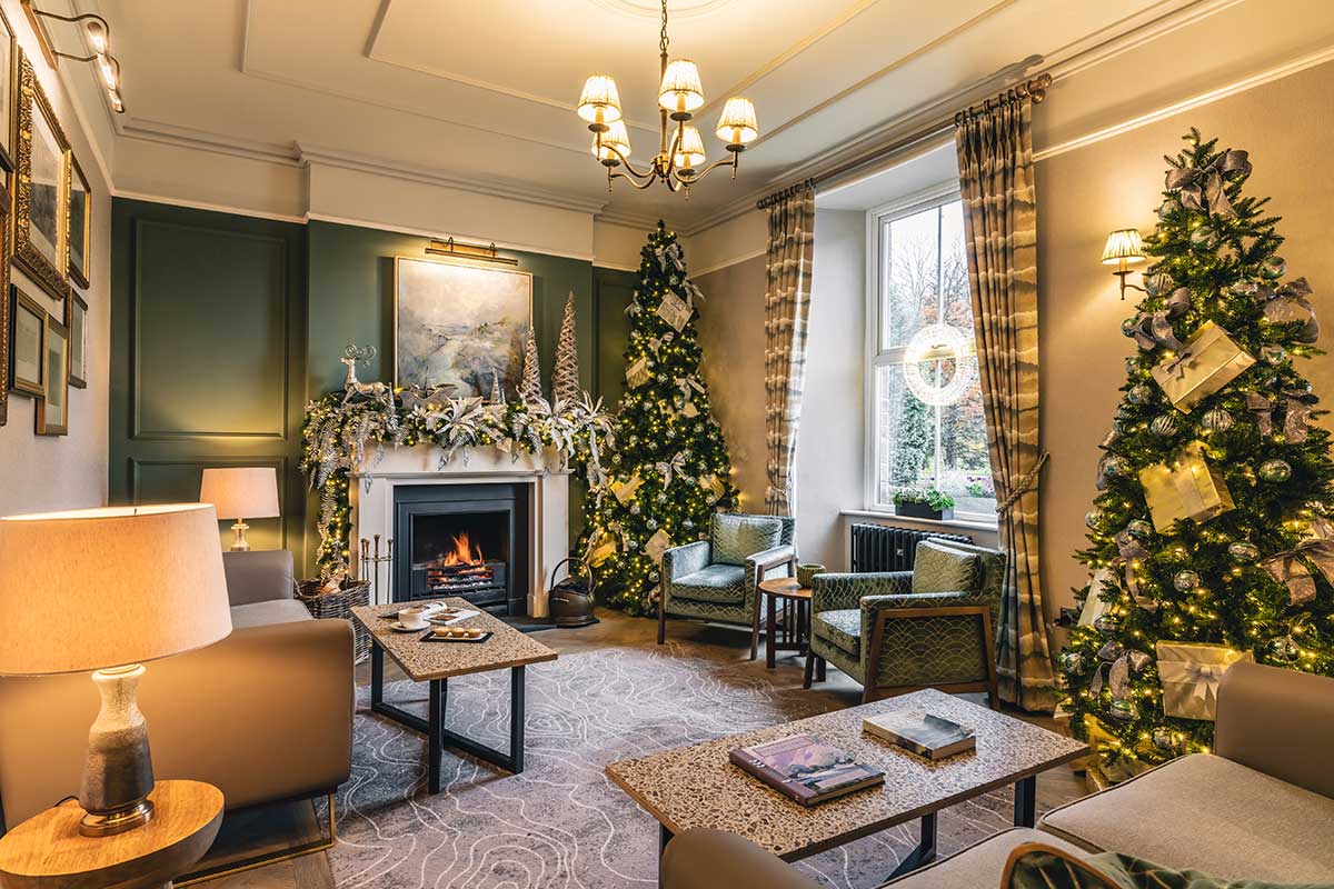 Borrowdale Hotel Lounge - Open Fire 5