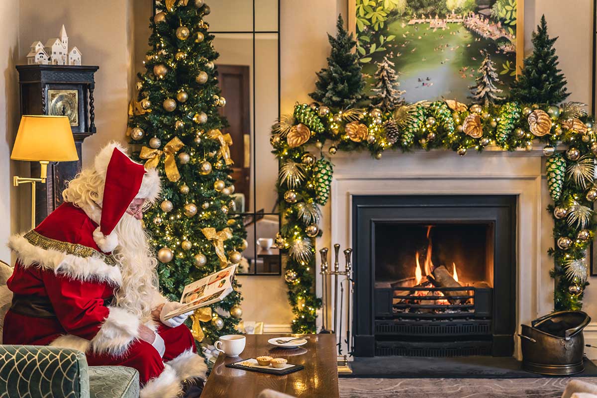 Borrowdale Hotel Lounge - Open Fire 6