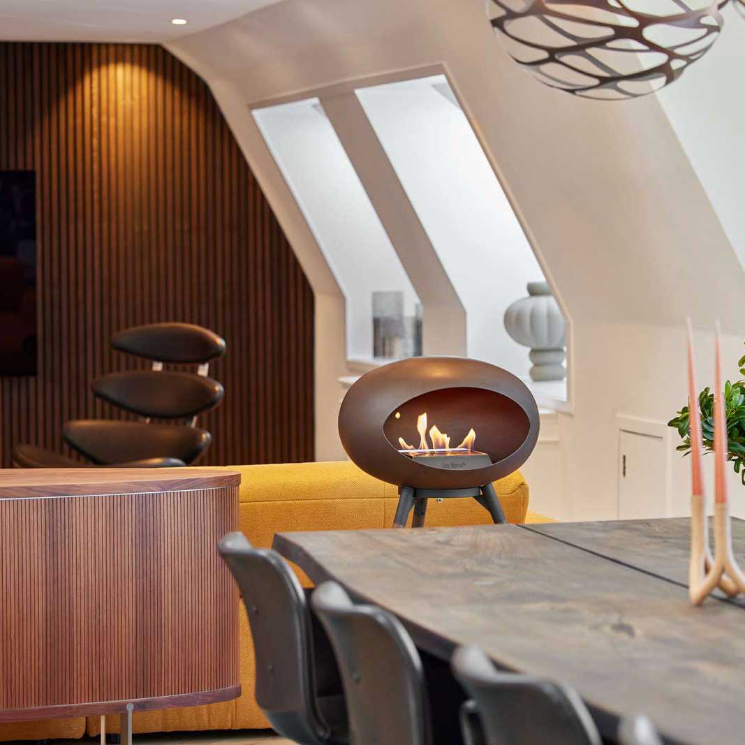 Le-Feu-Ground-Wood-High---Mocca-insitu